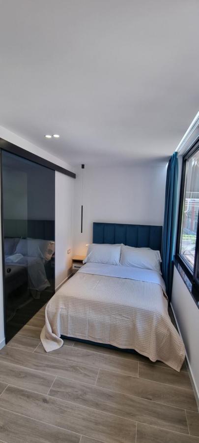 Deluxe Apartment Bllok ติรานา ภายนอก รูปภาพ