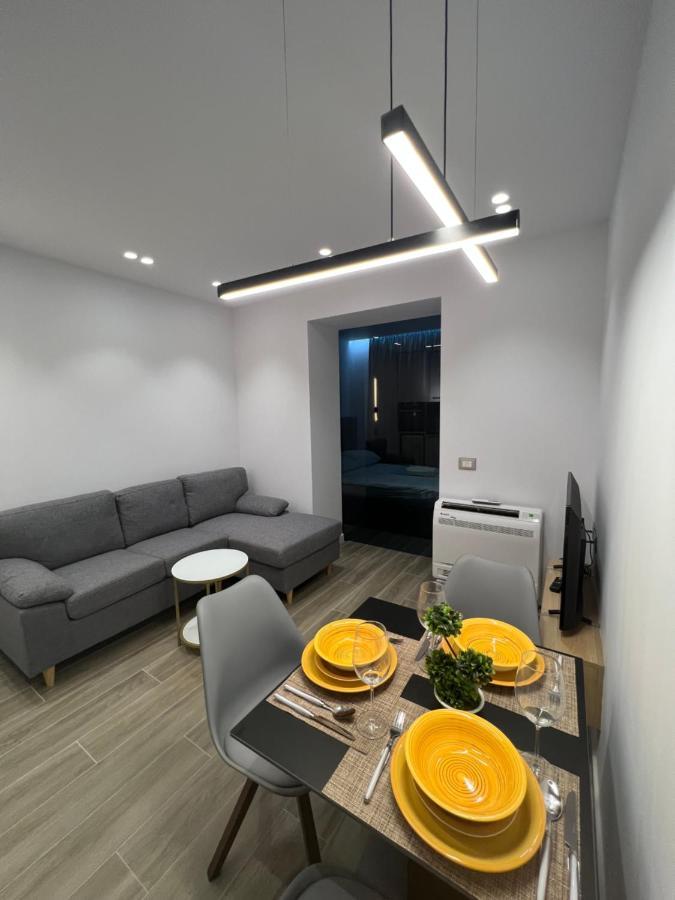 Deluxe Apartment Bllok ติรานา ภายนอก รูปภาพ