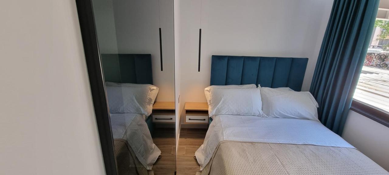 Deluxe Apartment Bllok ติรานา ภายนอก รูปภาพ