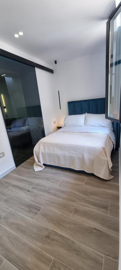 Deluxe Apartment Bllok ติรานา ภายนอก รูปภาพ