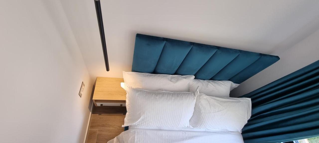 Deluxe Apartment Bllok ติรานา ภายนอก รูปภาพ