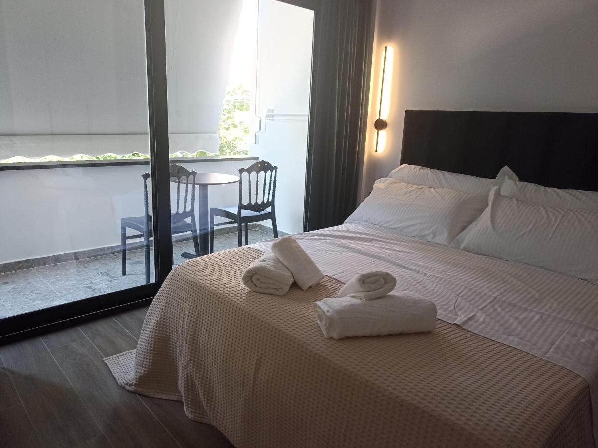 Deluxe Apartment Bllok ติรานา ภายนอก รูปภาพ